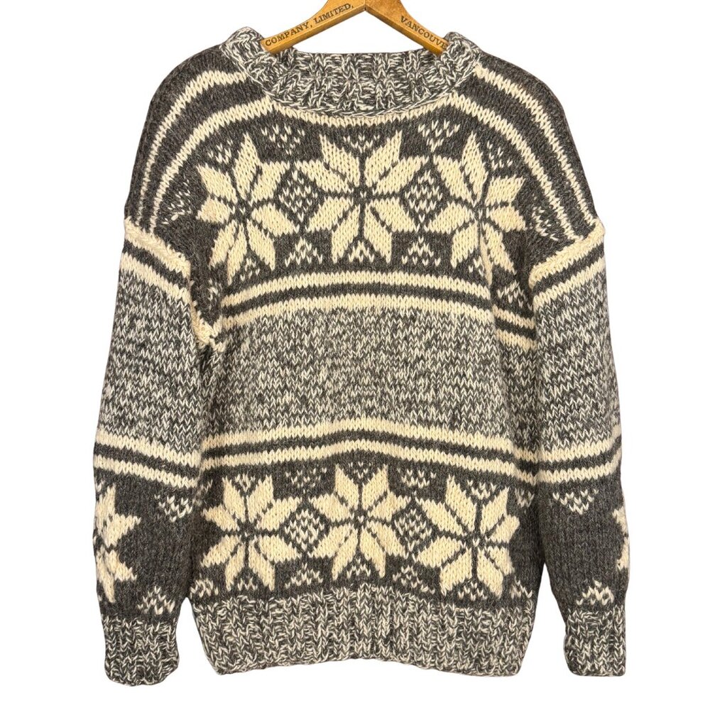 Vintage Chunky Wool Nordic Snowflake Sweater Crewneck, Winter Fair Isle Knit